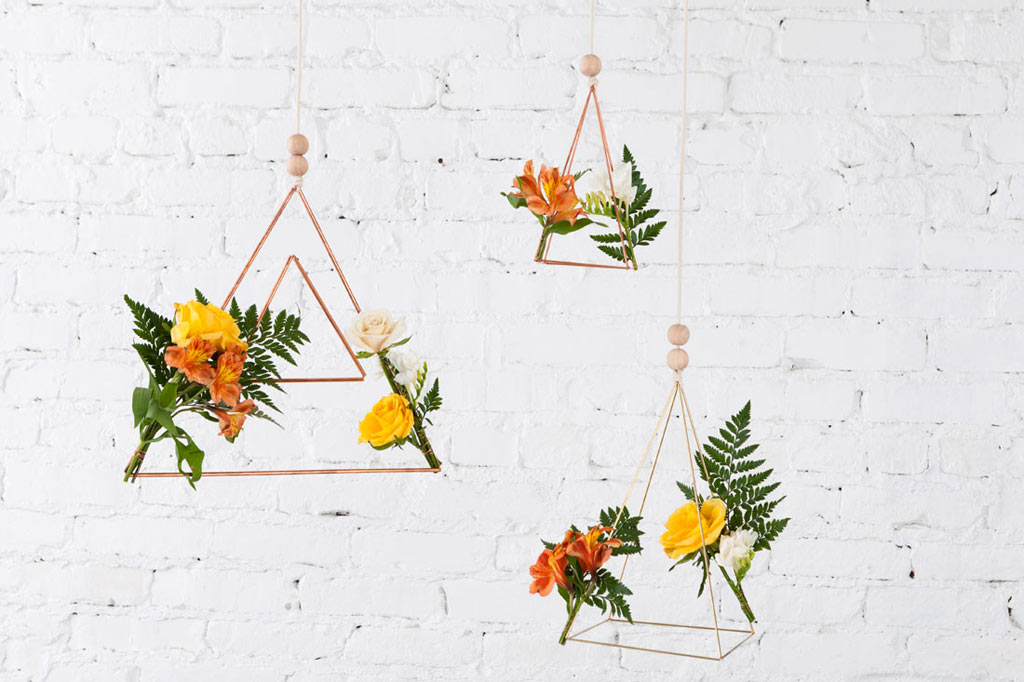 01-como-fazer-um-mobile-geometrico-decorado-com-flores