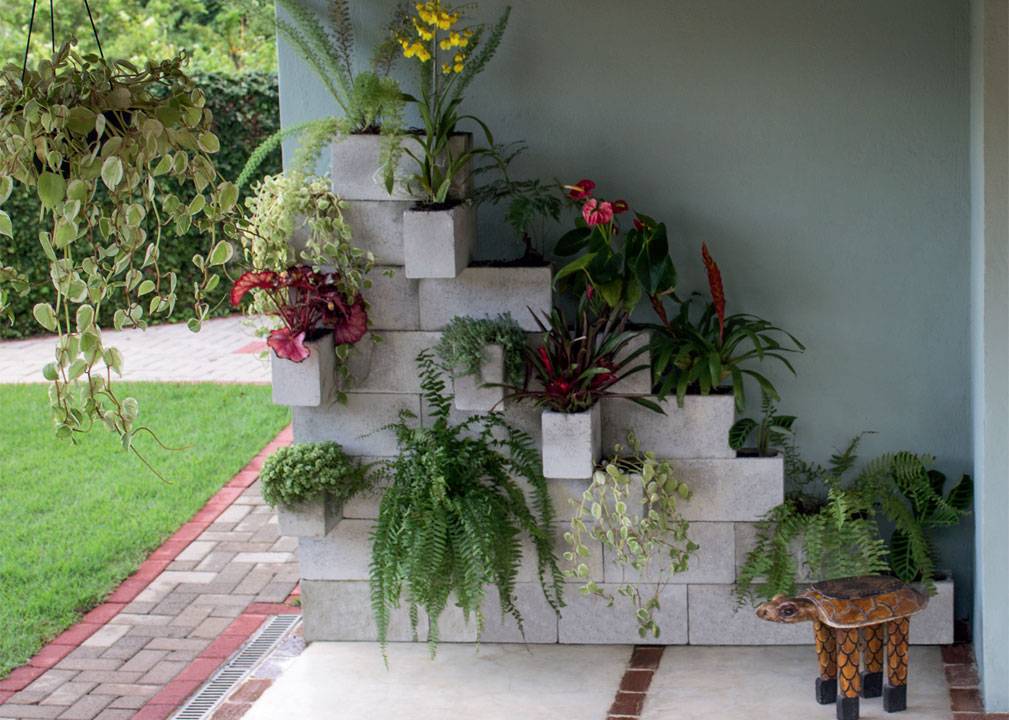 01-dois-jardins-verticais-com-ideias-simples-e-faceis-de-copiar