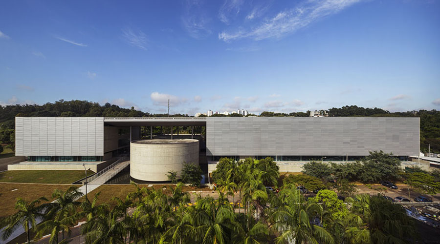 01-biblioteca-brasiliana-usp-premio-oscar-niemeyer