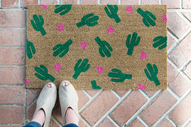 Cactos estão na moda e viraram estampa para casa: confira 27 produtos