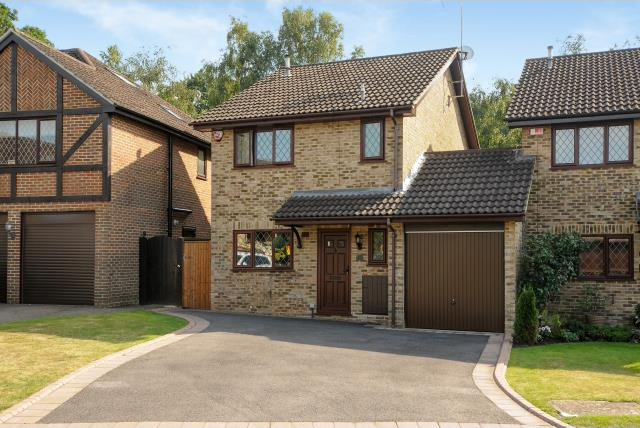 01-harry-potter-casa-dursley-esta-a-venda