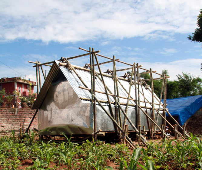 02-arquitetos-criam-abrigo-de-bambu-para-vitimas-do-terremoto-no-nepal