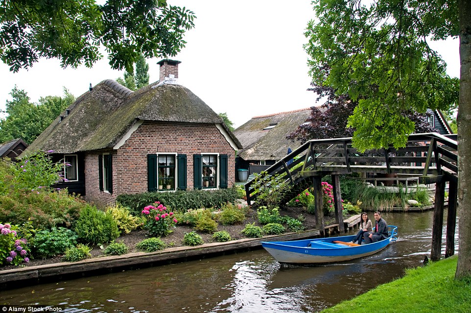 02-veneza-holandesa-giethoorn