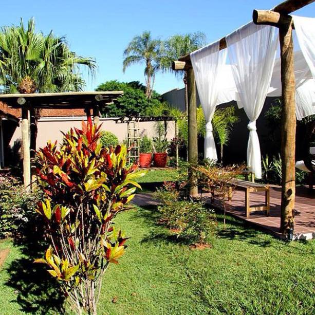 Projeto assinado por Joel Caetano Paes para uma residência em Assis (SP).