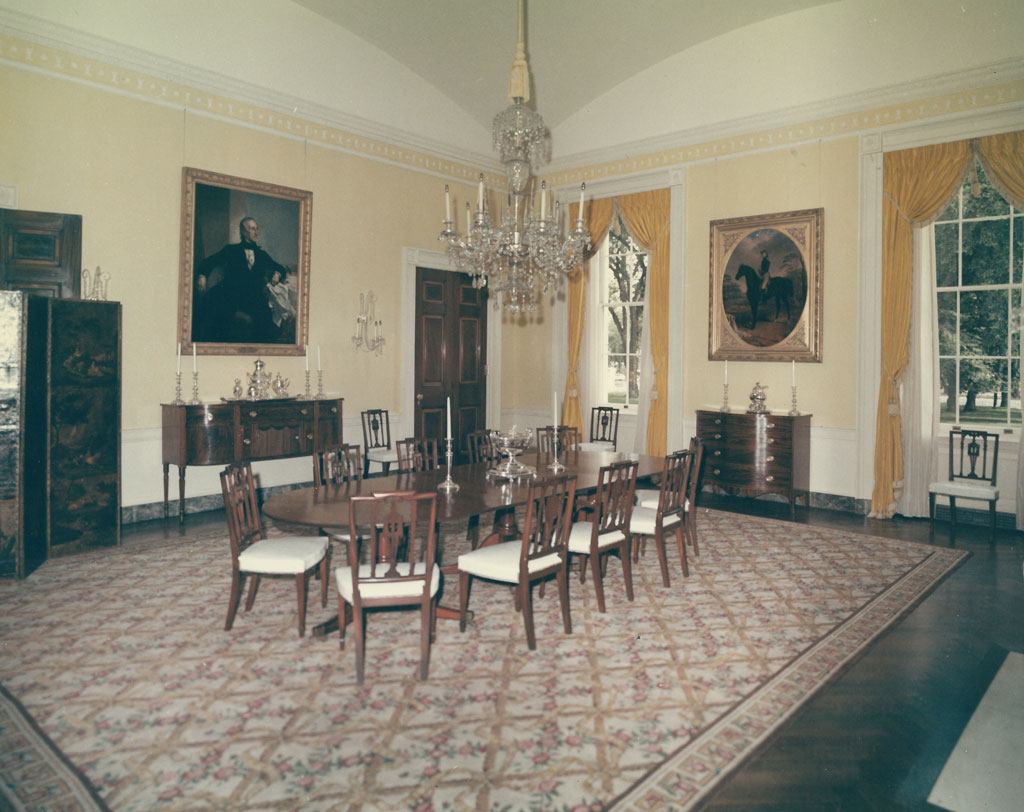 03-old-family-dining-room-made-new-again