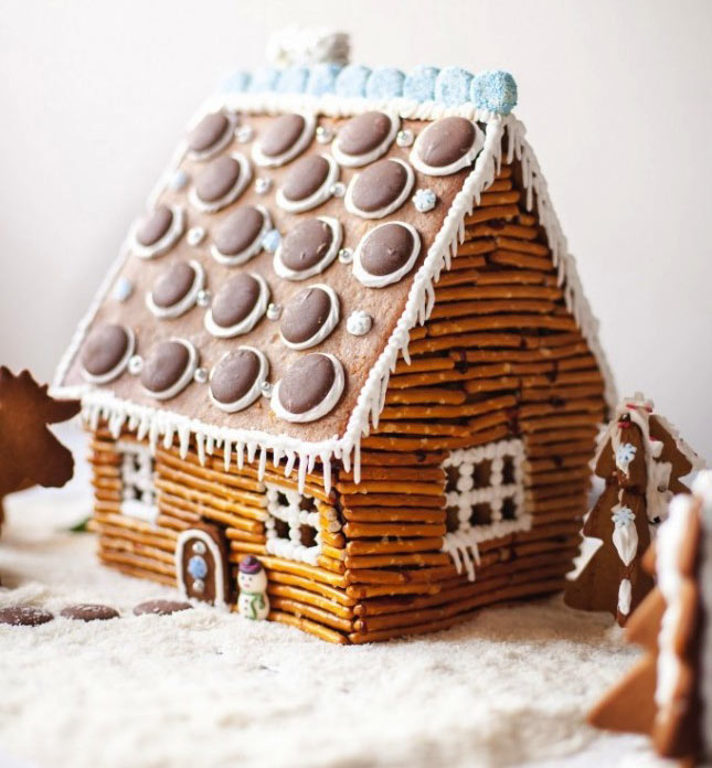 04-casinhas-feitas-de-gingerbread-para-decorar-a-mesa-de-natal