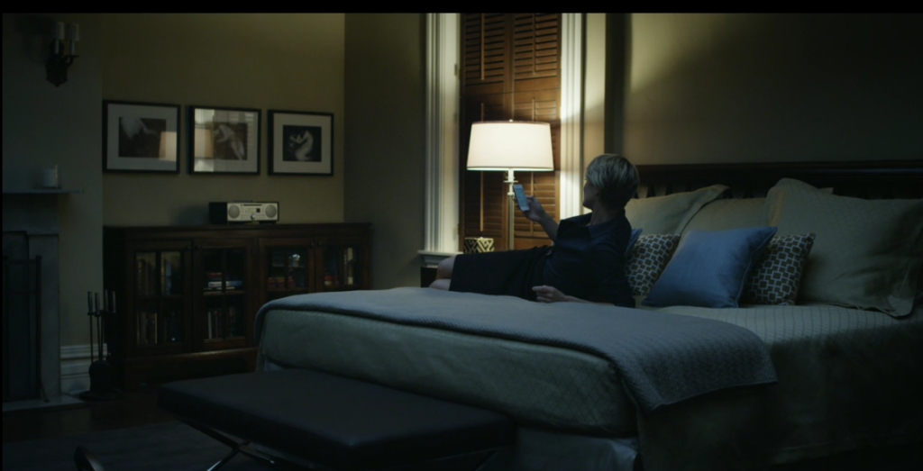 04-especial-decoracao-series-netflix-house-of-cards-decor