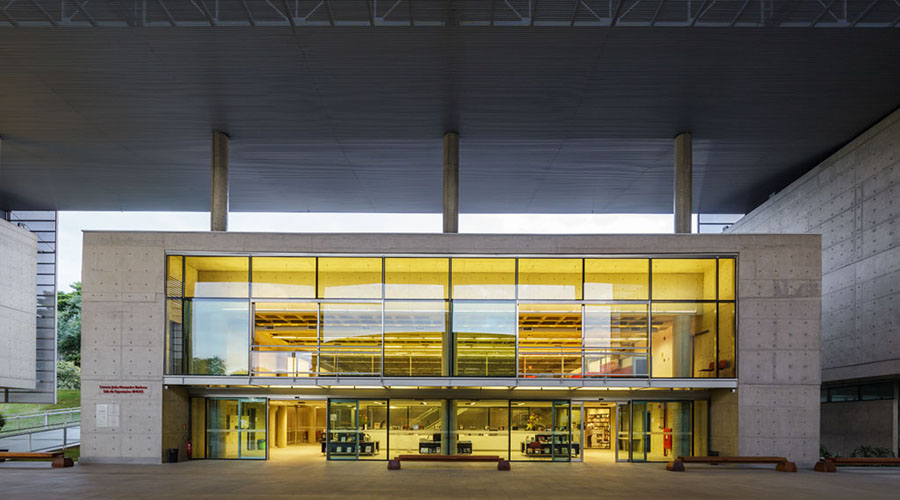 04-biblioteca-brasiliana-usp-premio-oscar-niemeyer