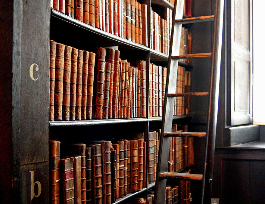 06-biblioteca-que-voce-tem-que-visitar-se-for-a-irlanda