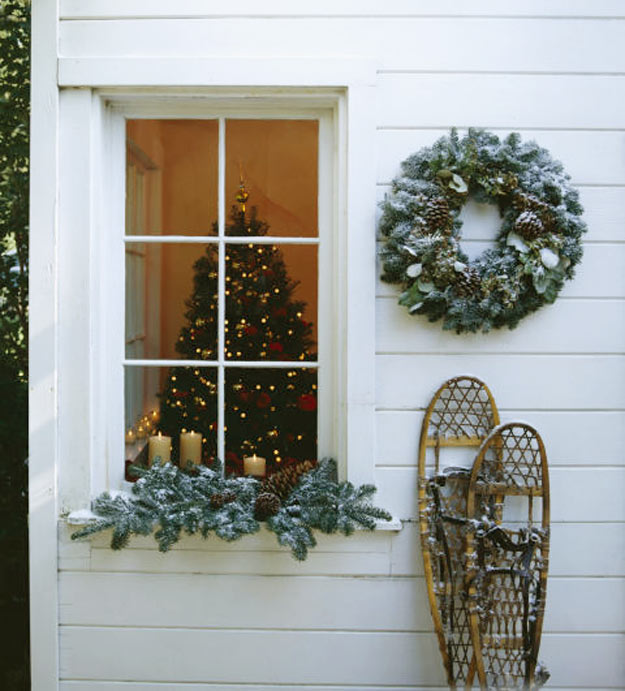 06-ideias-para-decorar-a-porta-e-a-fachada-de-casa-para-o-natal