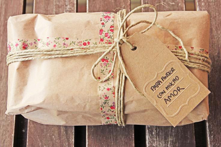 09-maneiras-de-fazer-embrulhos-de-presente-com-papel-kraft
