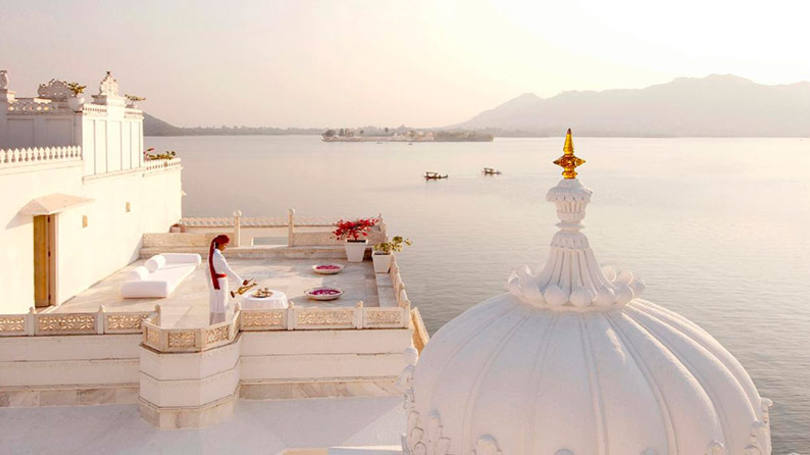 10-size_810_16_9_taj-lake-palace-hotel-india