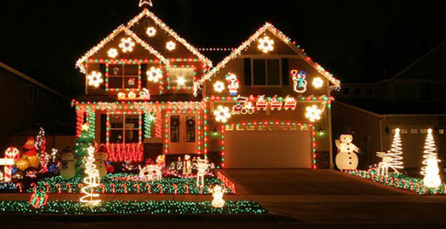 14-ideias-para-decorar-a-porta-e-a-fachada-de-casa-para-o-natal