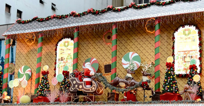 18-ideias-para-decorar-a-porta-e-a-fachada-de-casa-para-o-natal