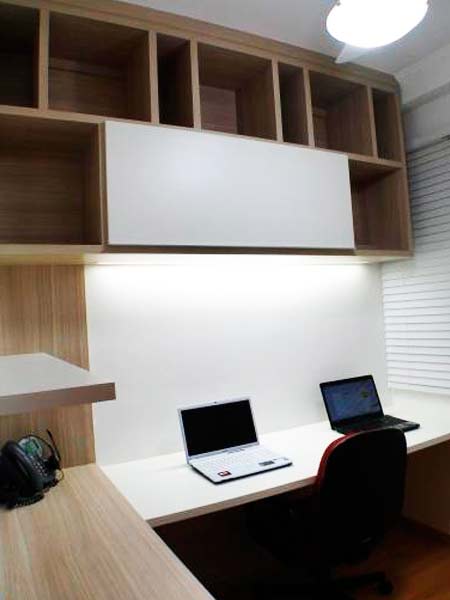 Home office projetado por Giuliano Luchetti.