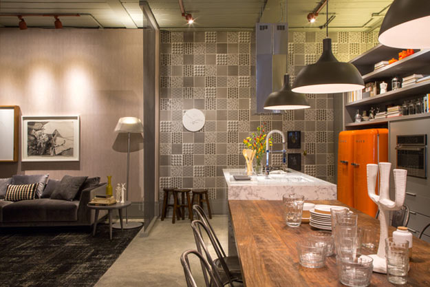 19-No-Loft-da-Chef,-de-Bianca-da-Hora-para-a-Casa-Cor-RJ-2015,-o-centro-das-atenções-é-a-área-gourmet