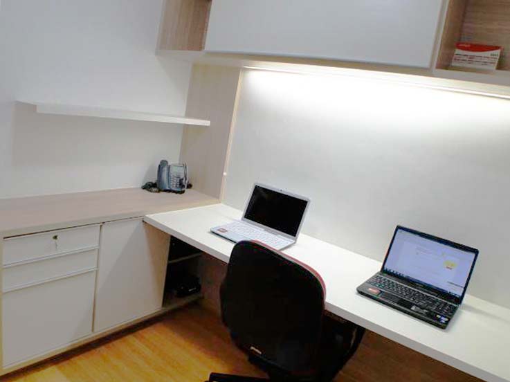 Home office projetado por Giuliano Luchetti.