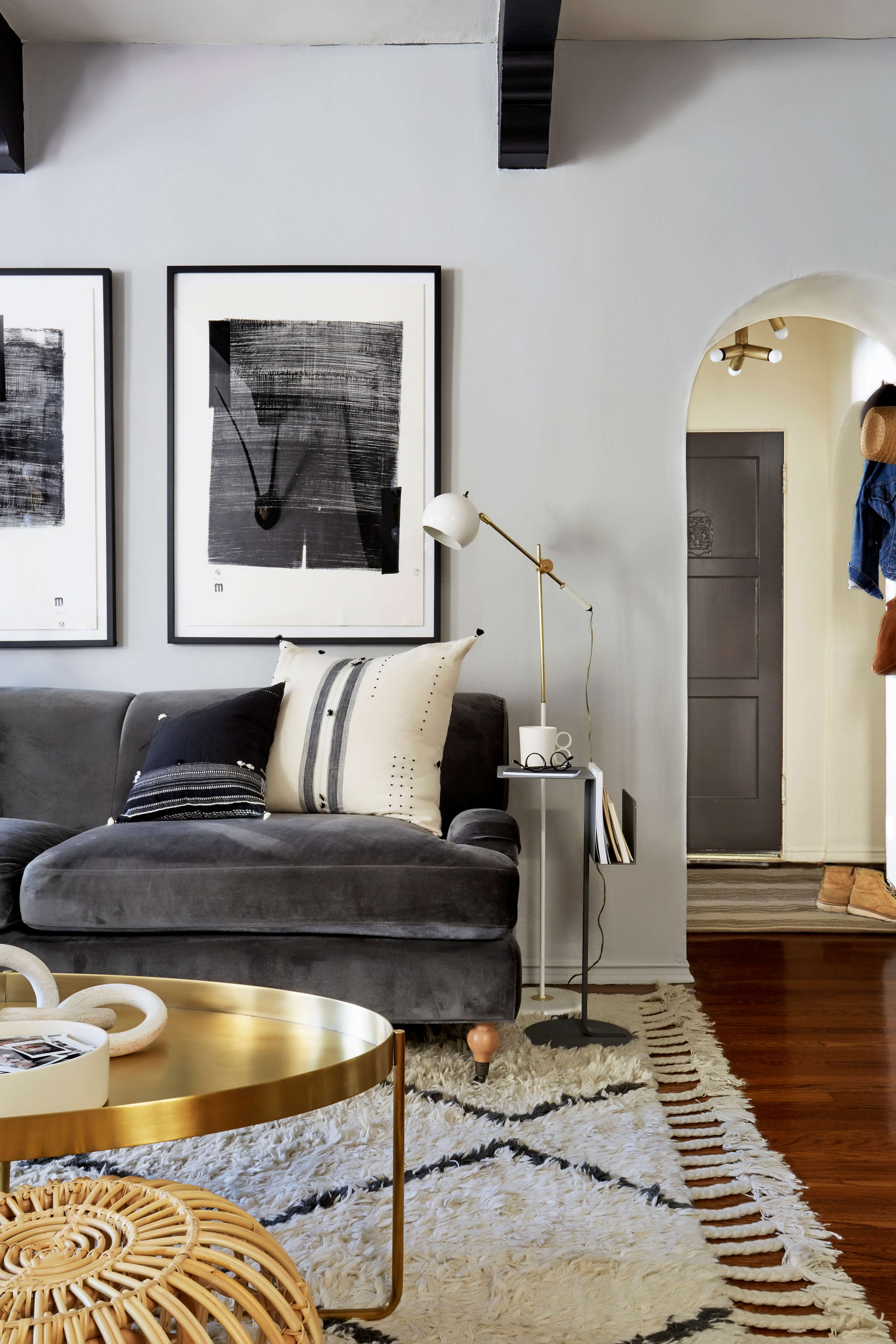 4-antes-depois-uma-sala-de-estar-casual-e-elegante