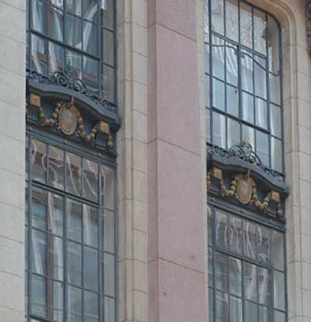 Janelas industrializadas - O final do s&eacute;culo 19 traz o in&iacute;cio da...