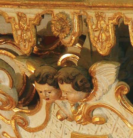 Entalhes dourados - Entre os séculos 17 e 19, o estilo barroco, que ...