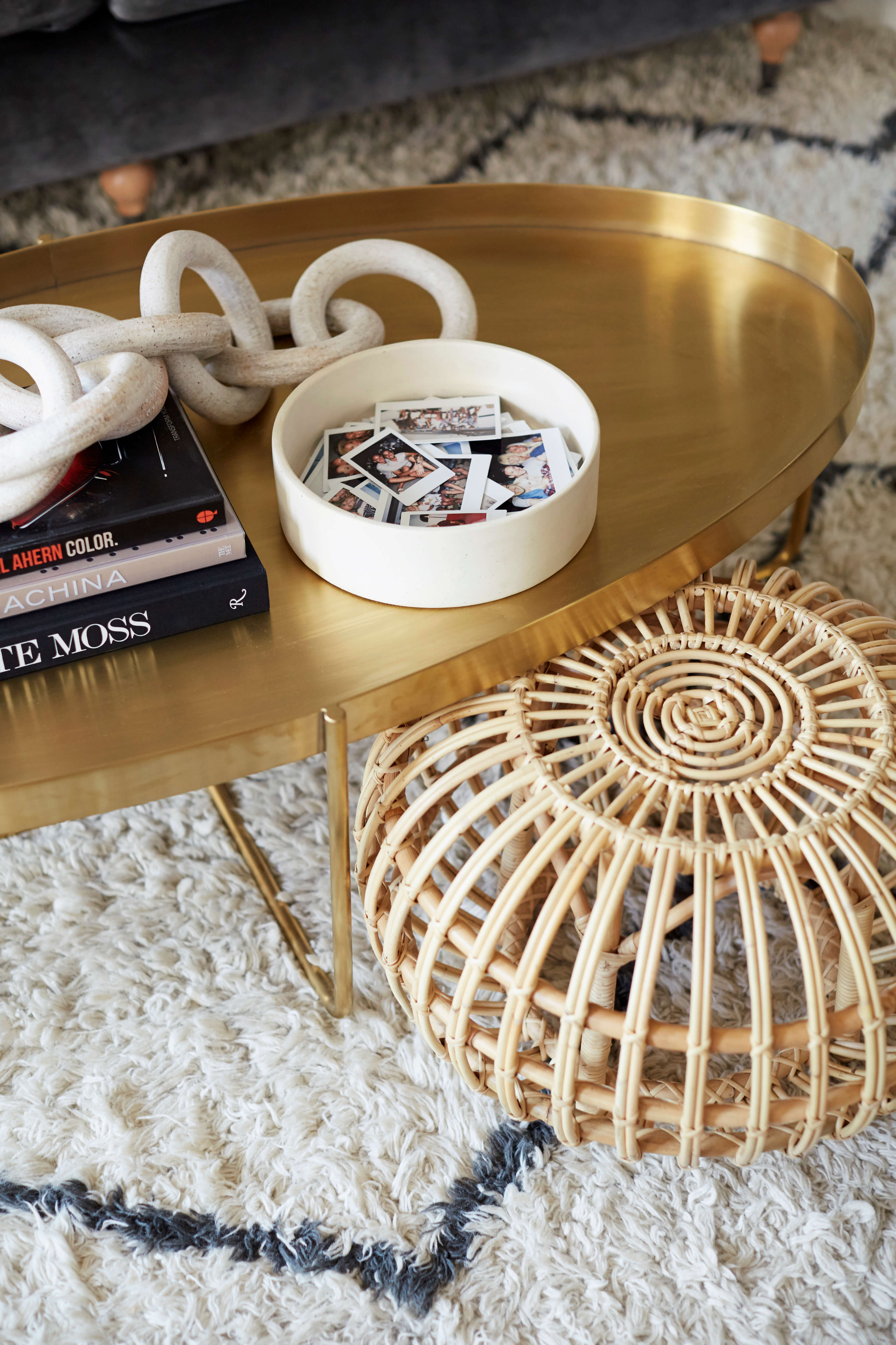 5-antes-depois-uma-sala-de-estar-casual-e-elegante