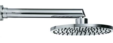 O chuveiro Aquamax, com 21 cm de diâmetro, proporciona um banho confortável...