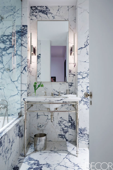 banheiro-preto-e-branco-inteiro-de-marmore-William Abranowicz