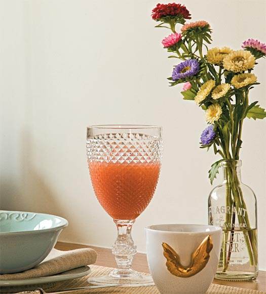 Copo e vaso da Coisas da Doris.