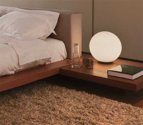 Fofo, o tapete de n&aacute;ilon se esparrama sobre o piso e prop&otilde;e um agrad&aacute;vel d...