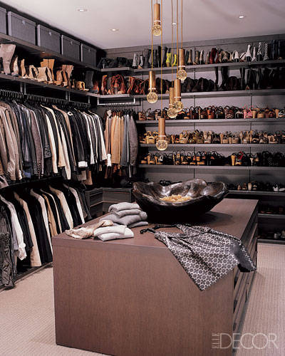 closet-preto-com-bowl-e-luminaria-assinados