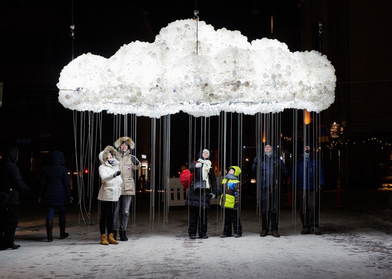 CLOUD, de Caitlind r