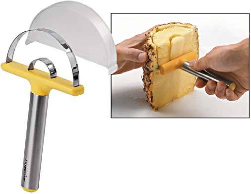 Para saborear o abacaxi, remova a coroa e fa&ccedil;a um corte longitudinal na fruta. Em seguida, use o descascador da Progressive com l&acirc;minas de inox, desenhado no formato ideal para remover ao mesmo tempo a casca e o miolo. O aparelho, com capa de prote&ccedil;&atilde;o para as l&acirc;minas, est&aacute; &agrave; venda na Artmix (11 3064-8991) por R$ 26,90.