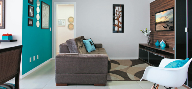 Decoração da sala foi planejada antes da entrega do apartamento