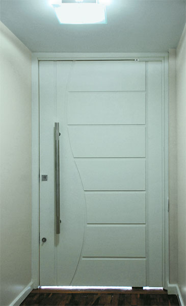 mc15-83-antes-depois-porta-g