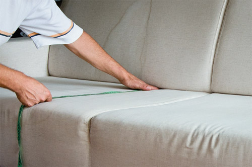 Aprenda a fazer uma capa para o sofá | CASA.COM.BR