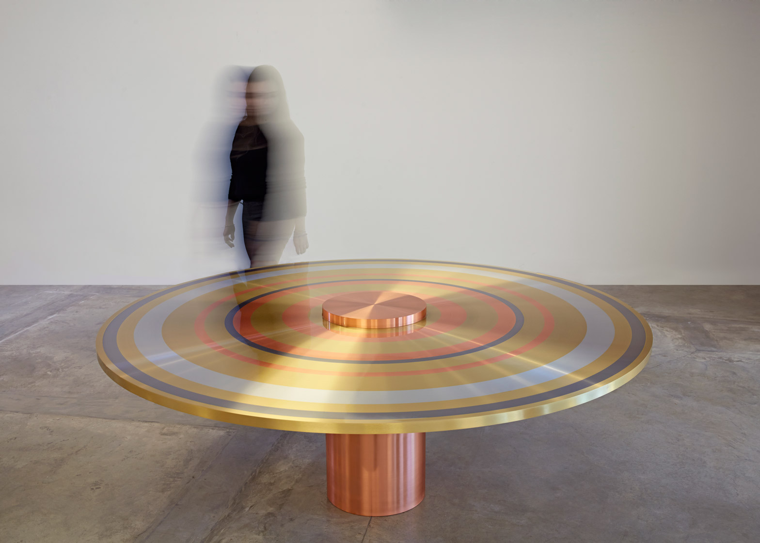 Ring table