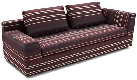 Sem caimento entre o assento e o encosto, o sofá Carbono 12 pode fazer as ve...
