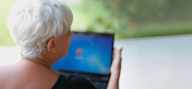 Vovós conectadas conhecem um mundo de possibilidades na internet