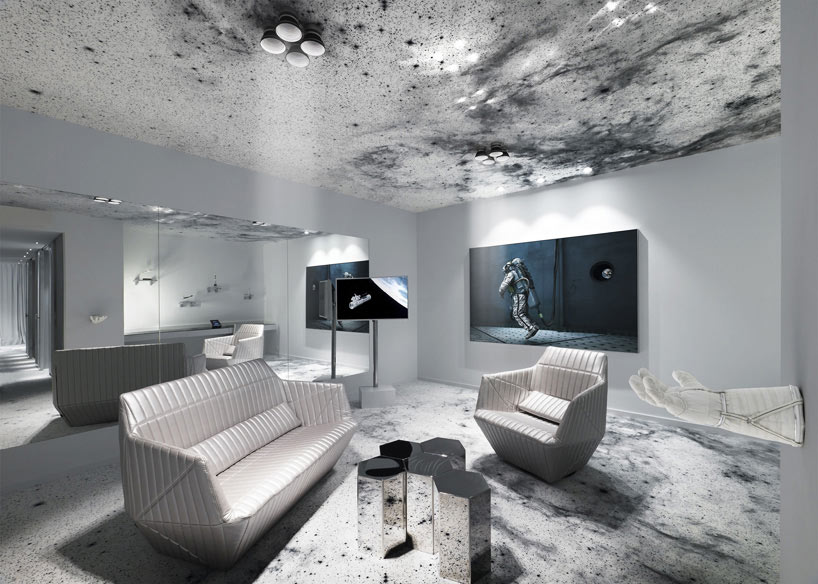01-artist-michael-najjar-space-suite-at-kameha-grand-zurich-designboom-08