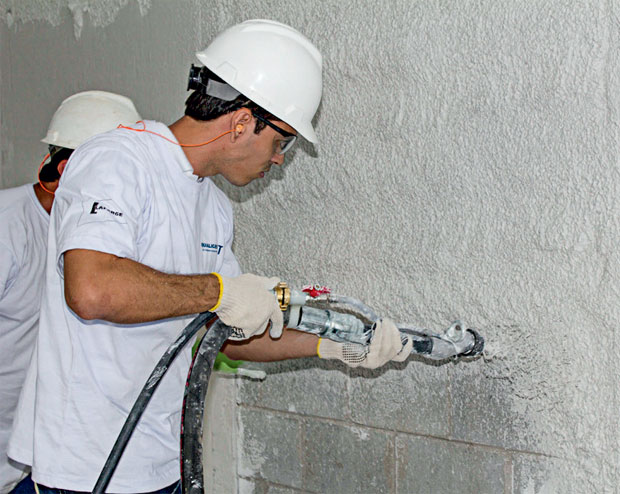 Gesso que funciona como acabamento e revestimento