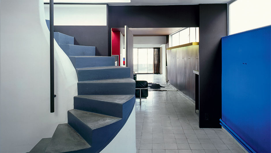 01-home-nova-le-corbusier-faca-um-tour-pelo-apartamento-parisiense-do-arquiteto