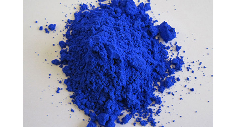 01-quimicos-americanos-inventam-novo-tom-de-azul