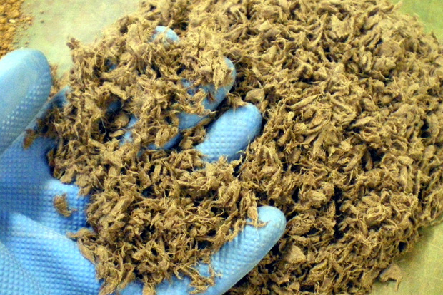 01-saco-cimento-reciclagem-vira-bloco-de-terra-mais-resistente