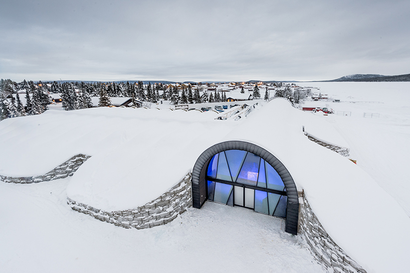 01-primeiro-hotel-gelo-permanente-inaugurado-suecia-icehotel
