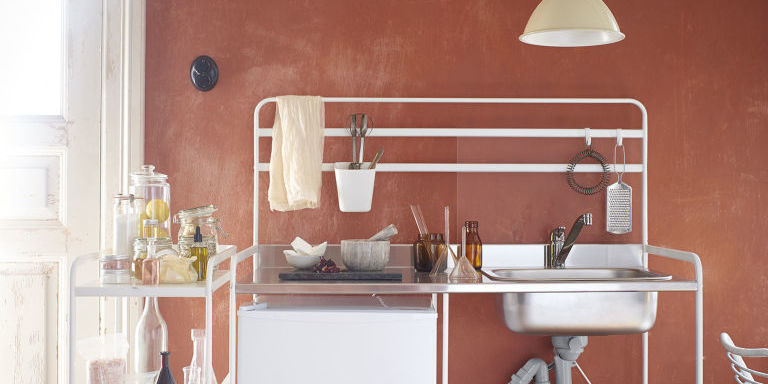 Você precisa ver esta mini cozinha de 112 dólares da Ikea