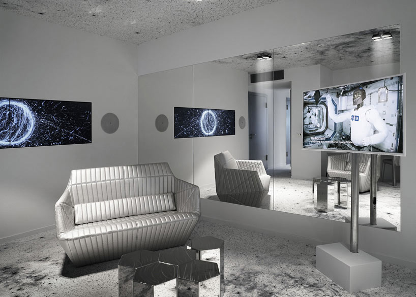 02-artist-michael-najjar-space-suite-at-kameha-grand-zurich-designboom-01