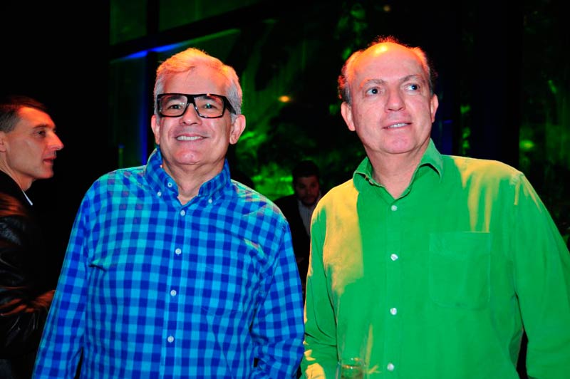 Laufen lança coleção em parceira com a Kartell em São Paulo