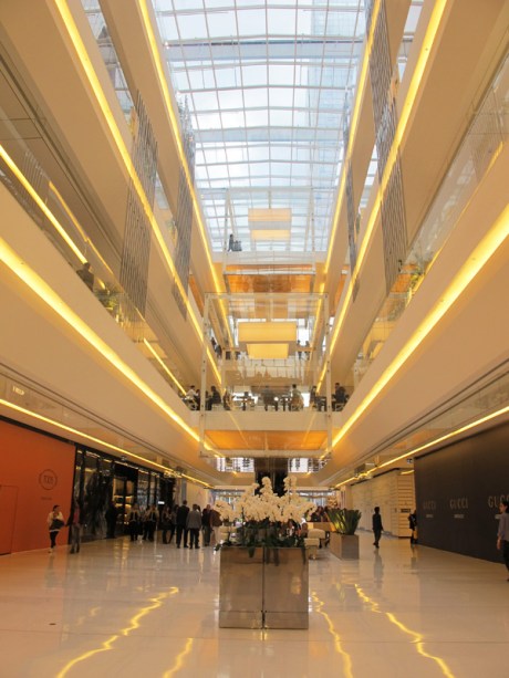 Vista do interior do Shopping JK - Picture of Shopping JK Iguatemi