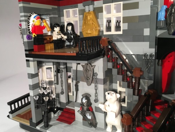 Casa Casinha Wandinha Vandinha Familia Addams Com Móveis