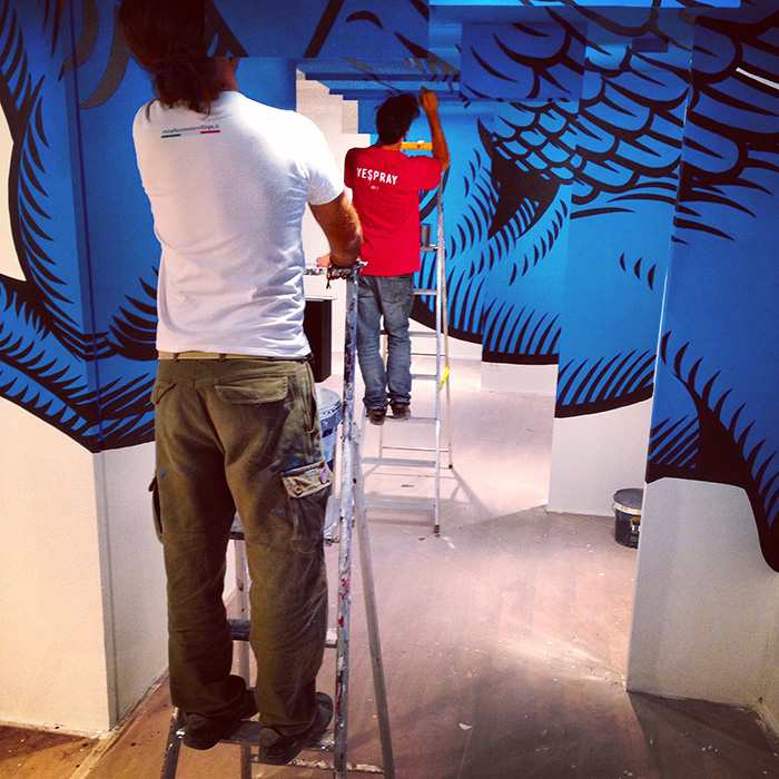 05d-grafites-estaticos-movimentam-se-de-acordo-com-posicao-do-observador